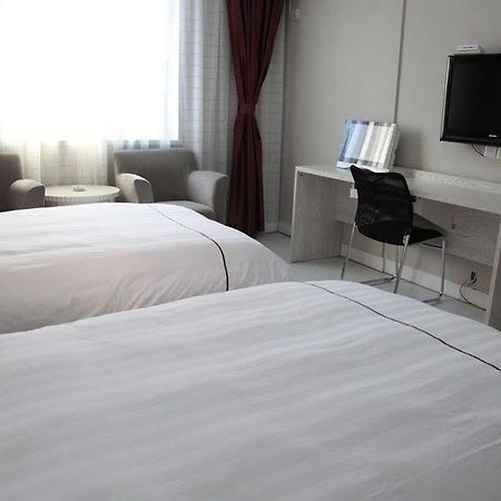 Huzhou Youyou Holiday Hotel Nanxun Exterior photo